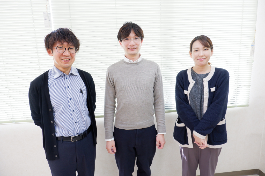 左から峯﨑さん、島子さん、後藤さん